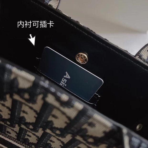 HypedEffects Luxury CD Women Phone Bag "Made In Paris"