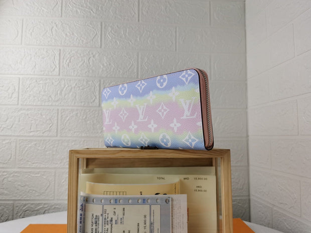 HypedEffects MultiColor Louis Vuitton Leather Zipper Wallet