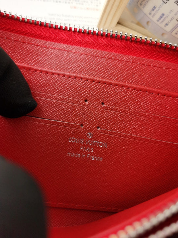 HypedEffects MultiColor Louis Vuitton Leather Zipper Wallet