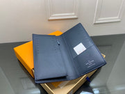 HypedEffects MultiPocket Louis Vuitton Leather Wallet