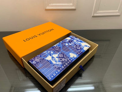 HypedEffects MultiPocket Louis Vuitton Leather Wallet
