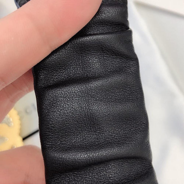 HypedEffects Premium Leather Black Gucci Belt - Golden Buckle
