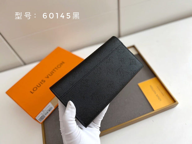HypedEffects Rose Ballerine Louis Vuitton Wallet