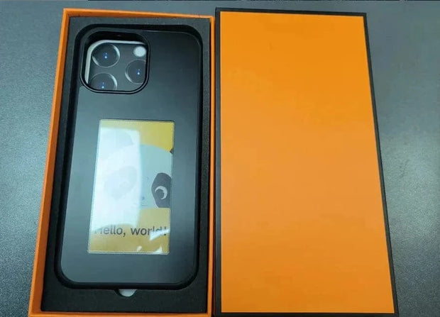 Looopix E-Ink Phone Case for iPhone 15