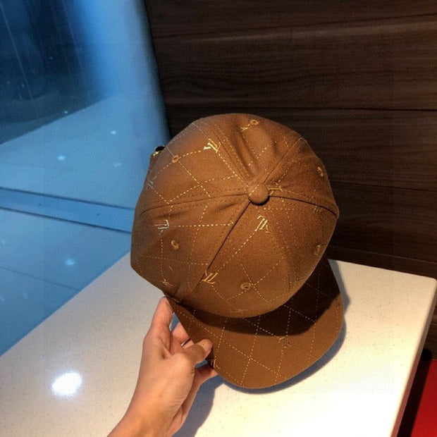 Looopix Elegant Louis Vuitton Cap For Men