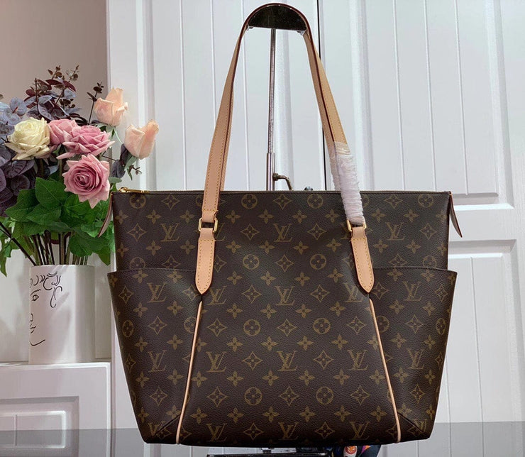 Looopix Elegant Louis Vuitton Damier and Monogram Canvas Tote Bags