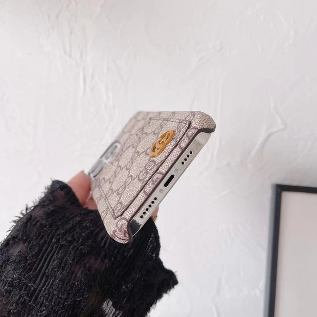 Looopix Embrace Italian Glamour: Introducing the Gucci iPhone 15 Pouch Case