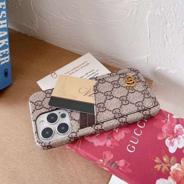 Looopix Embrace Italian Glamour: Introducing the Gucci iPhone 15 Pouch Case