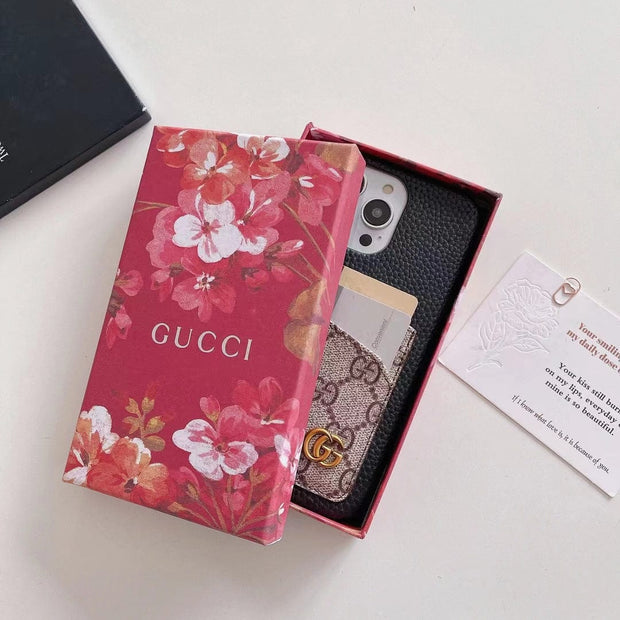 Looopix Embrace Italian Glamour: Introducing the Gucci iPhone 15 Pouch Case