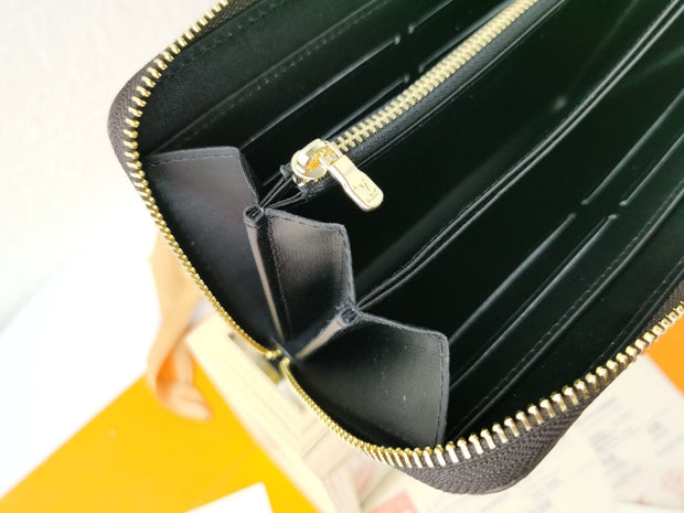 Looopix Engraved Louis Vuitton Leather Wallet
