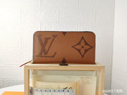 Looopix Engraved Louis Vuitton Leather Wallet