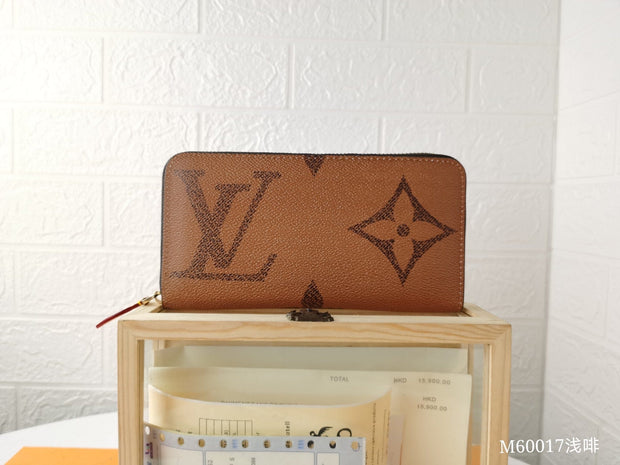 Looopix Engraved Louis Vuitton Leather Wallet