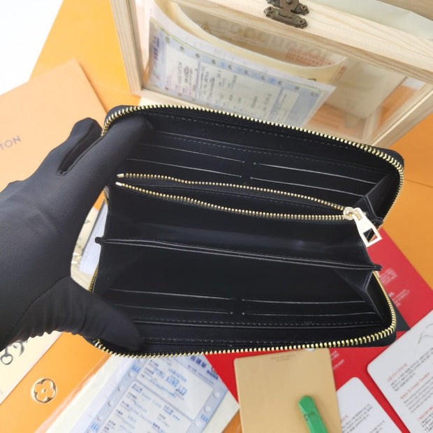 Looopix Engraved Louis Vuitton Leather Wallet