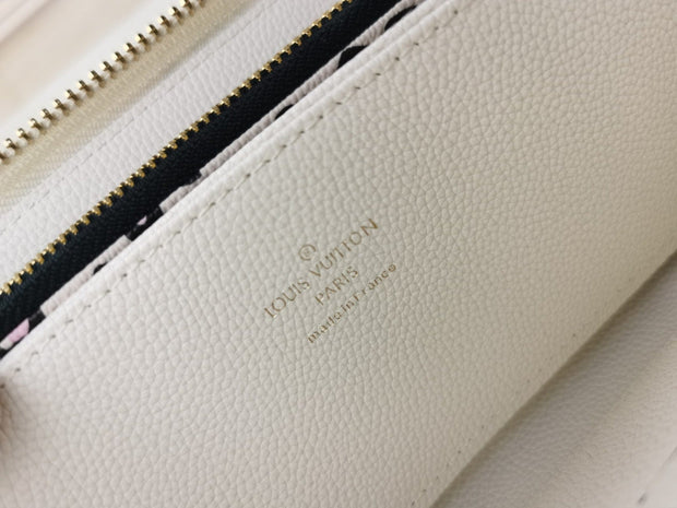Looopix Engraved Louis Vuitton Leather Wallet