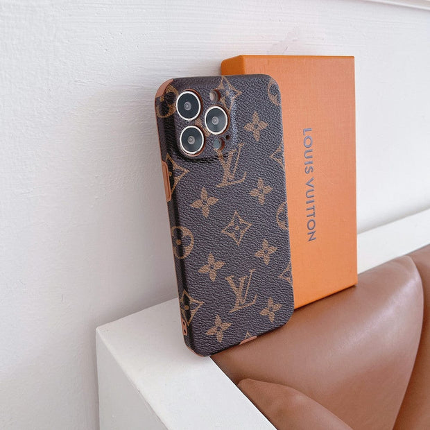 Looopix Famous Louis Vuitton & Gucci Patterns iPhone Cases - Unveil Timeless Luxury & Iconic Style