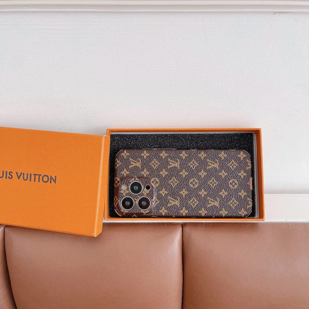 Looopix Famous Louis Vuitton & Gucci Patterns iPhone Cases - Unveil Timeless Luxury & Iconic Style