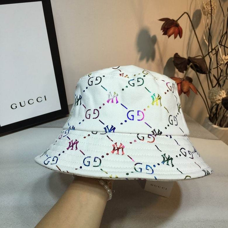 Looopix Gucci Black & White Bucket Hat