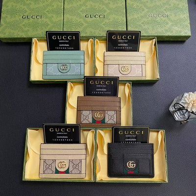 Looopix Gucci Signature Leather Card Holder Wallet