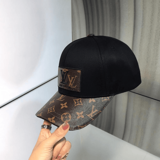 Looopix Louis Vuitton Classic Black & Brown Cap - Monogram Signature Design