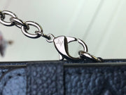 Looopix Louis Vuitton Classic Chain Handbag