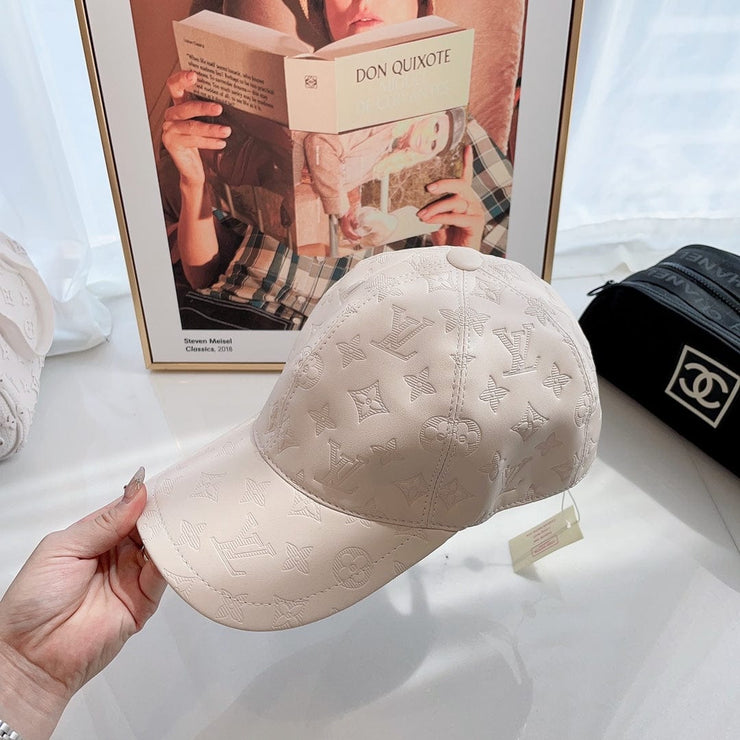 Looopix Louis Vuitton Elegant Off-White Monogram Cap
