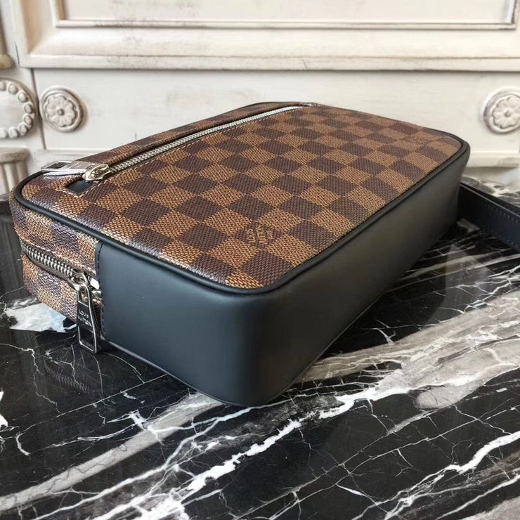 Looopix Louis Vuitton Essential Crossbody Bag