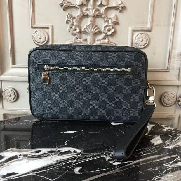 Looopix Louis Vuitton Essential Crossbody Bag