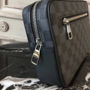 Looopix Louis Vuitton Essential Crossbody Bag