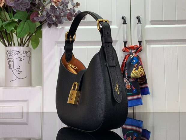 Looopix Louis Vuitton Essential V Shoulder Bags (Black-White-Brown)