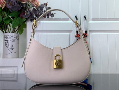Looopix Louis Vuitton Essential V Shoulder Bags (Black-White-Brown)