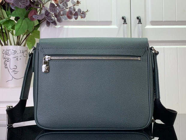 Looopix Louis Vuitton Gray Monogram Messenger Bag
