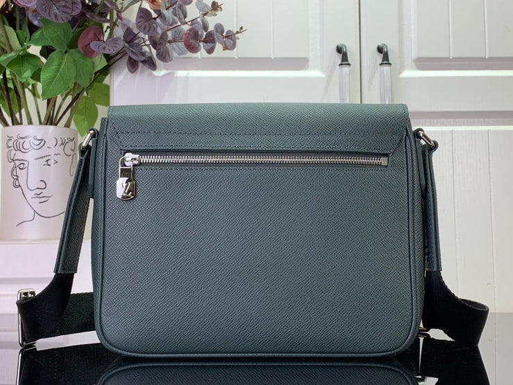 Looopix Louis Vuitton Gray Monogram Messenger Bag