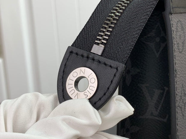 Looopix Louis Vuitton Monogram Eclipse Pochette Voyage MM Wallet