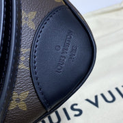 Looopix Louis Vuitton Monogram Shoulder Bag with Gold-Tone Hardware (Black Edges)