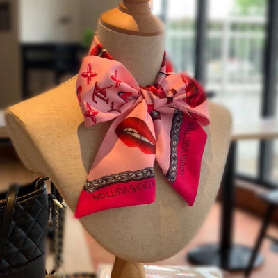Looopix Louis Vuitton Rose Bud Necktie Scarf