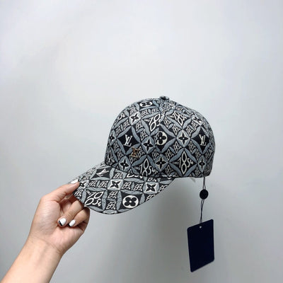 Looopix Louis Vuitton Signature Monogram Cap in Black and White