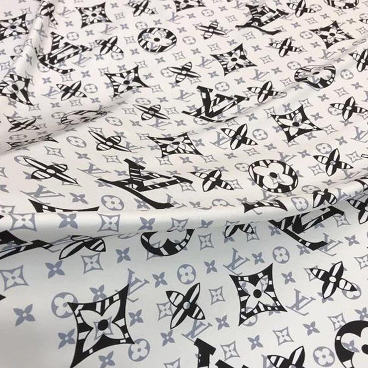 Looopix Louis Vuitton White and Black Monogram Silk Scarf
