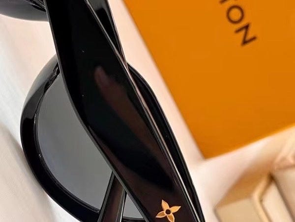 Looopix Louis Vuitton Women Sunglasses - Chic and Feminine