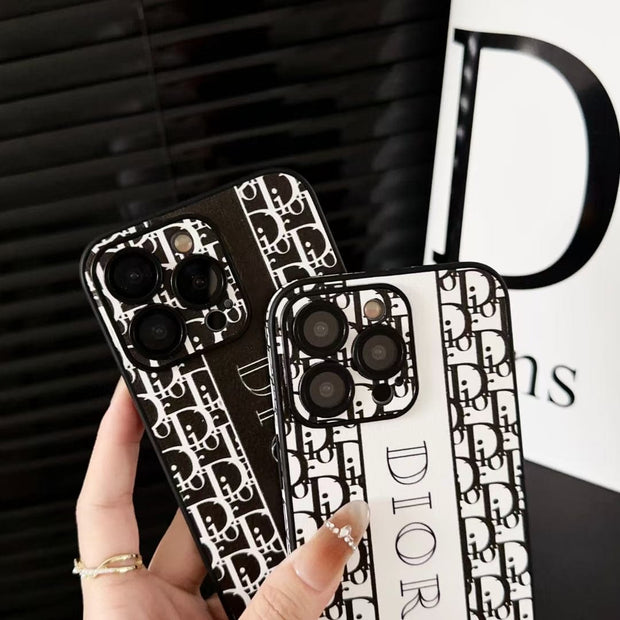 Looopix Luxurious iPhone 15 Cover