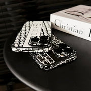 Looopix Luxurious iPhone 15 Cover