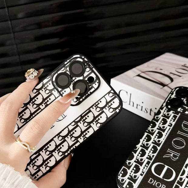 Looopix Luxurious iPhone 15 Cover