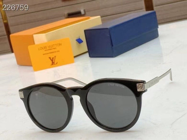 Looopix Women Sunglasses - Chic Style with Protection