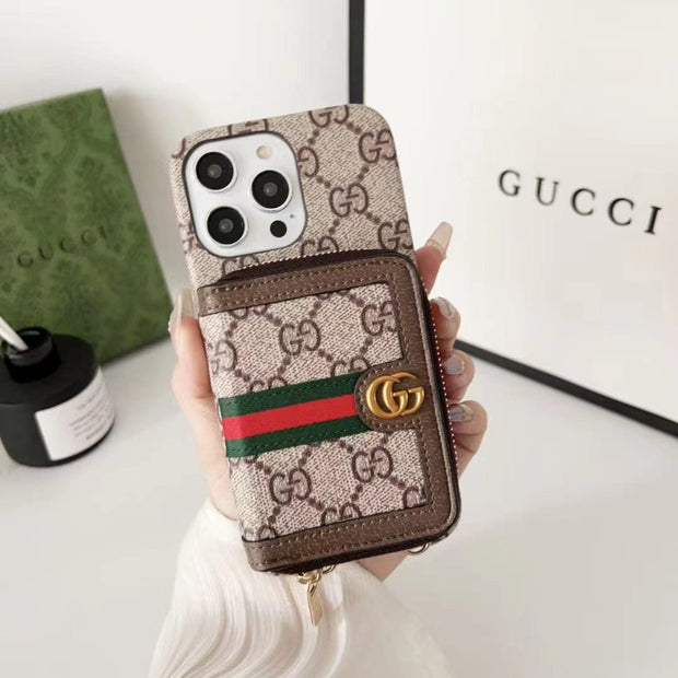Looopix Your Everyday Carry with the Gucci Ophidia iPhone 16 Wallet Case
