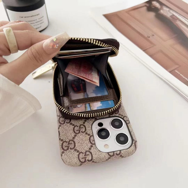 Looopix Your Everyday Carry with the Gucci Ophidia iPhone 16 Wallet Case