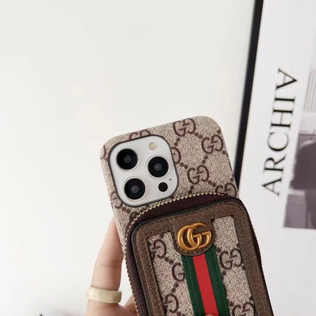 Looopix Your Everyday Carry with the Gucci Ophidia iPhone 16 Wallet Case
