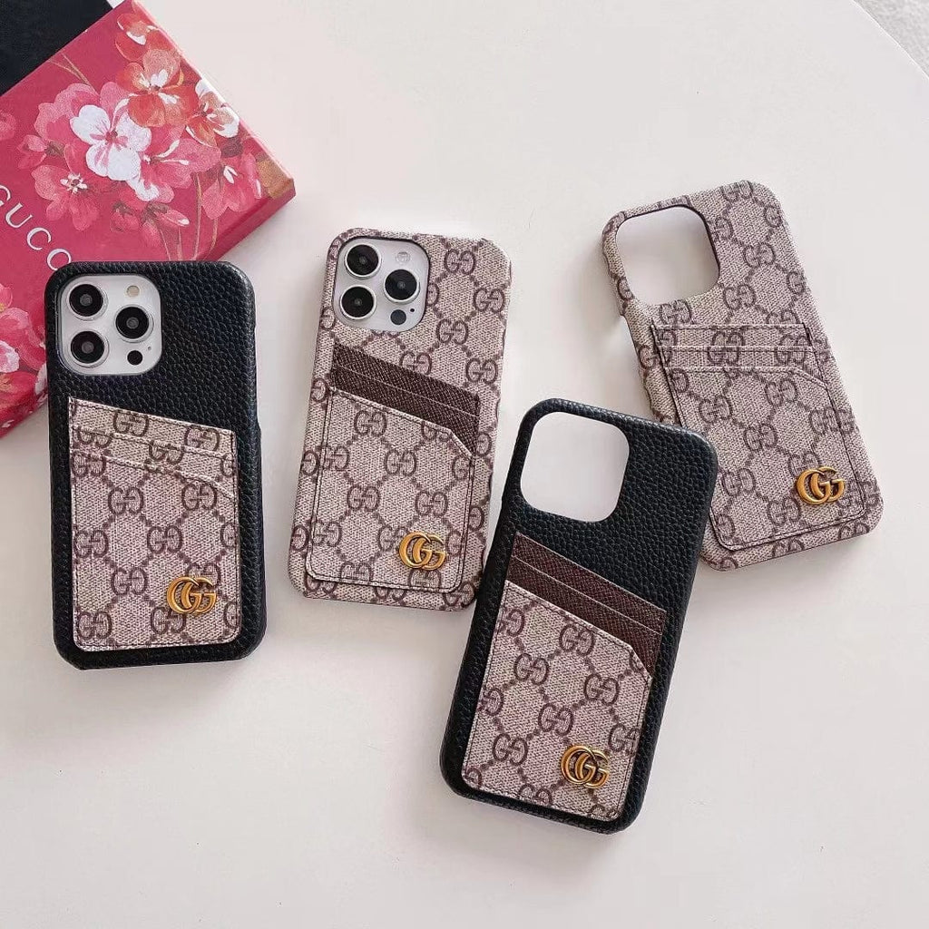 Tunde Store Embrace Italian Glamour The Gucci iPhone 15 Pouch Case
