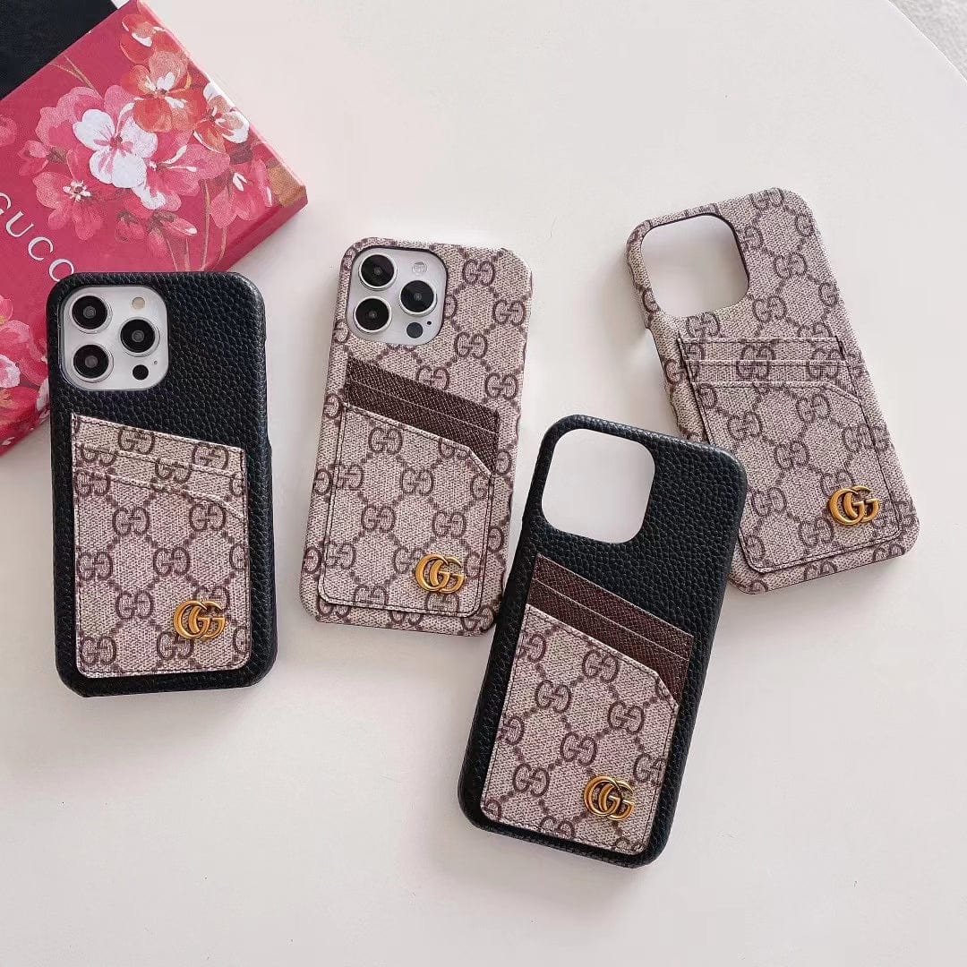 Tunde Store Embrace Italian Glamour The Gucci iPhone 15 Pouch Case