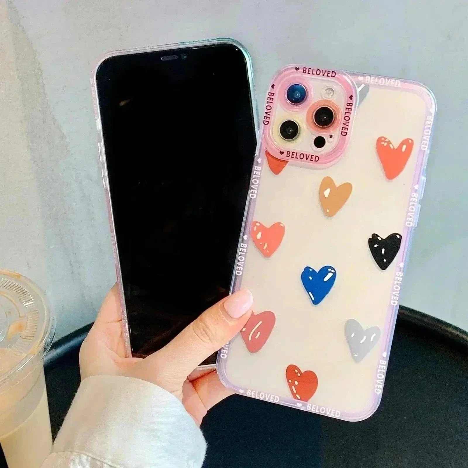 Tunde Store Heart Graffiti Phone Case