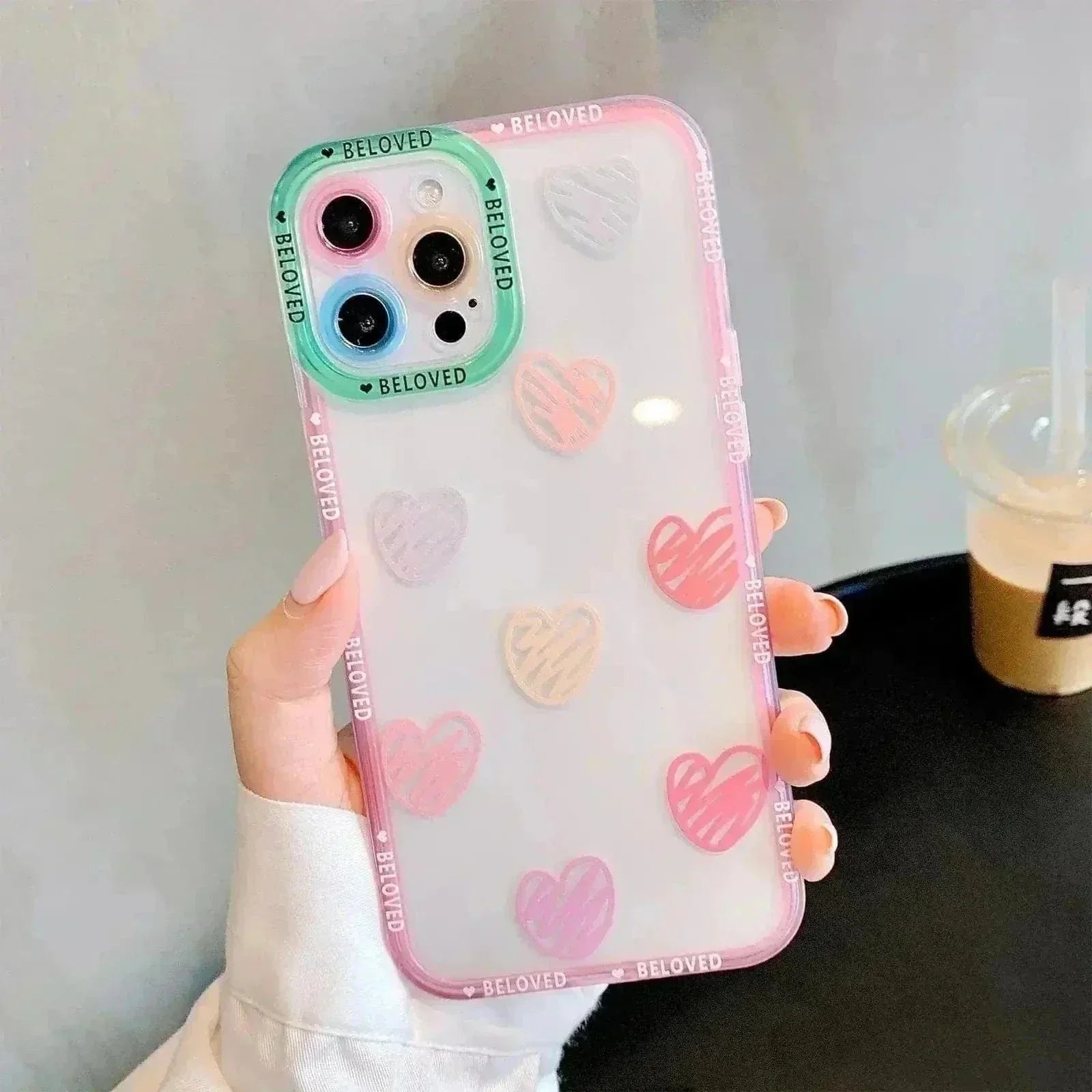 Tunde Store Heart Graffiti Phone Case